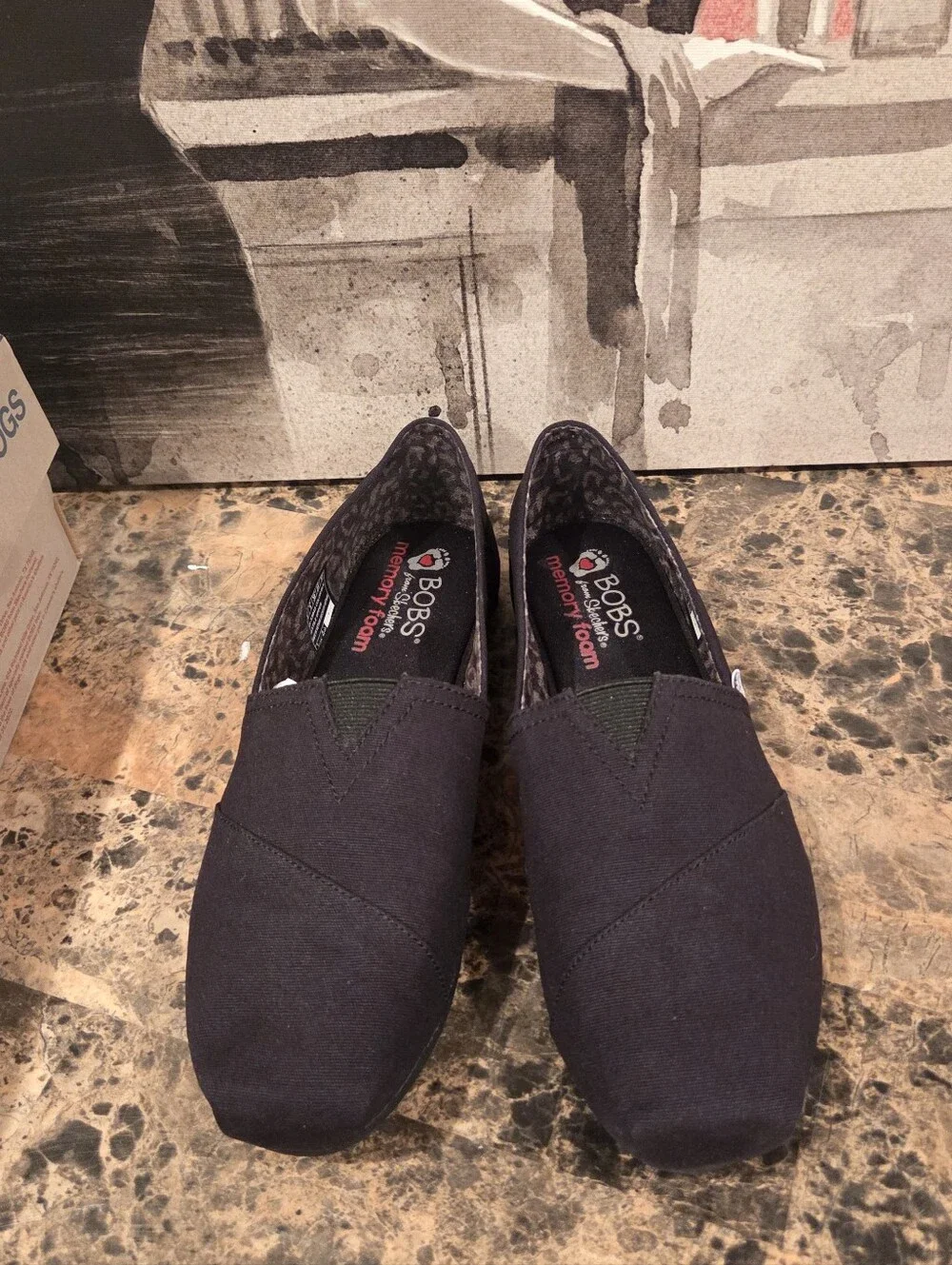 NWT!  Skechers Bobs Plush Peace & Love Black Womens Memory Foam Flats SZ 8